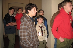 08_waiting_to_go_in