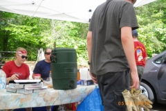 05_setting_up_lunch