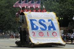 060_parade1