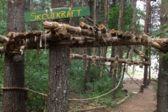 090_camp