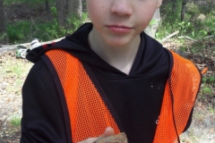 07_evan_finds_rail_nut